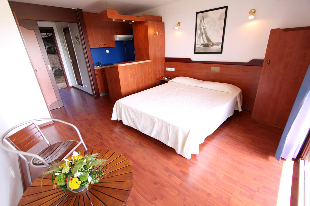 Residence Castell'Verde Porto-Vecchio  Oda fotoğraf